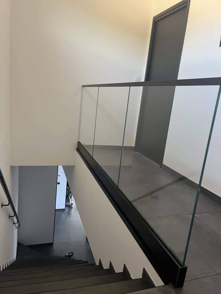 Glassrailing no pole